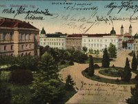 Akademički trg (današnji Trg Josipa Juraja Strossmayera) 1919. godine  Akademički trg i HAZU bez kipa sv. Jurja, razglednica, 1919.